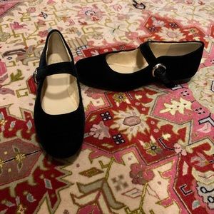 Black velvet strap loafers